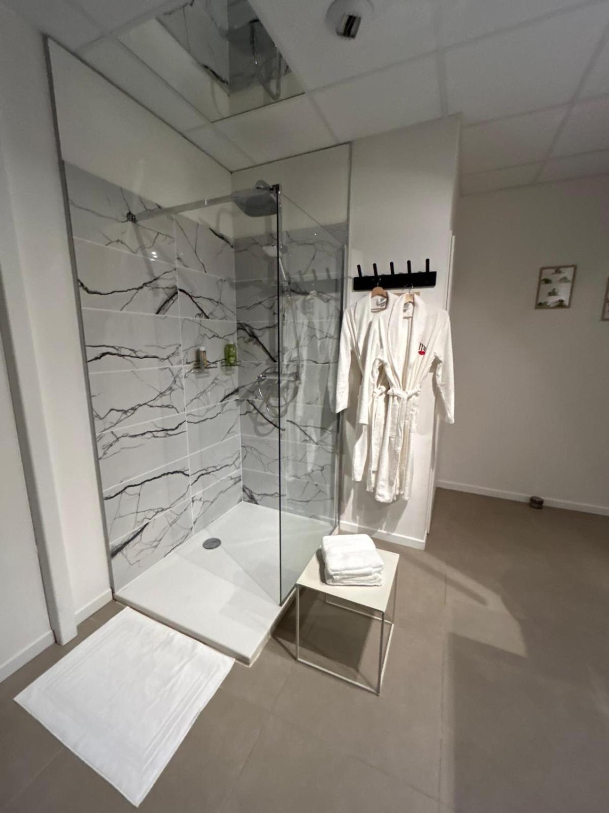 L'Escapade Sensuelle - La Love Room D'Epernay Exterior photo